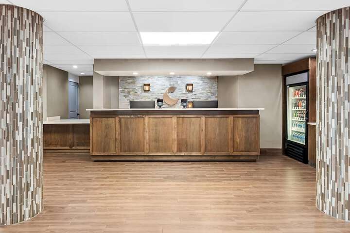 Guest Lobby