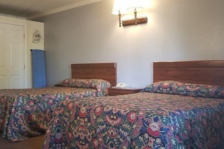 Room 9 of 30