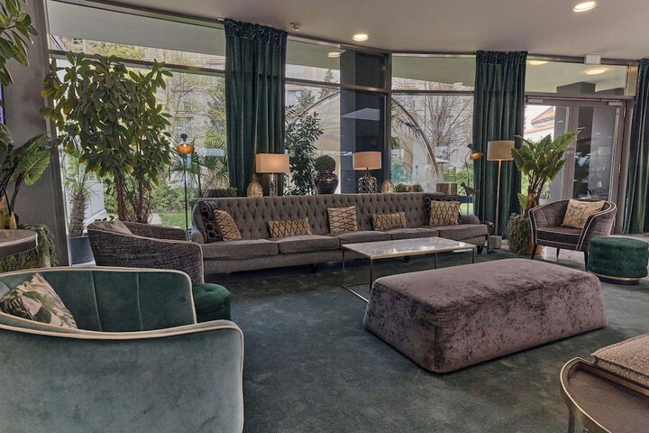 Hotel Lobby