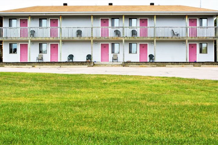 Hotel 169 of 181