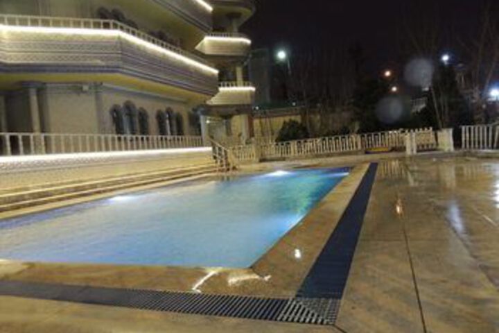 Pool 47 of 53