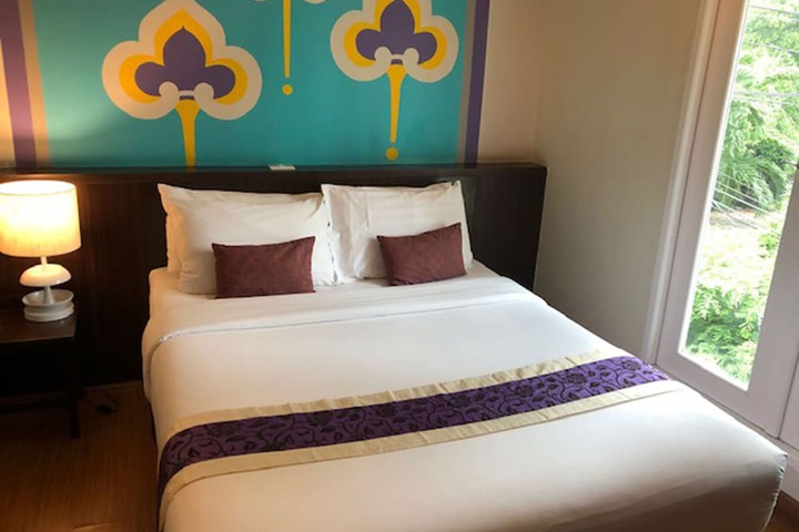 Room 11 of 61