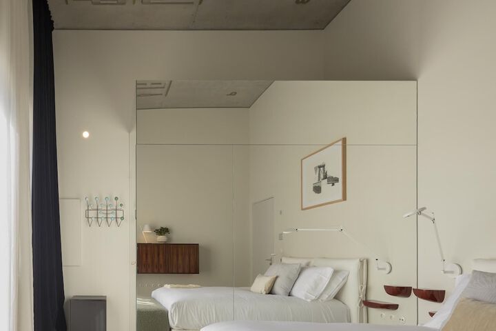 Room 48 of 129