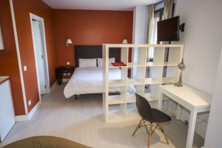 Room 42 of 88