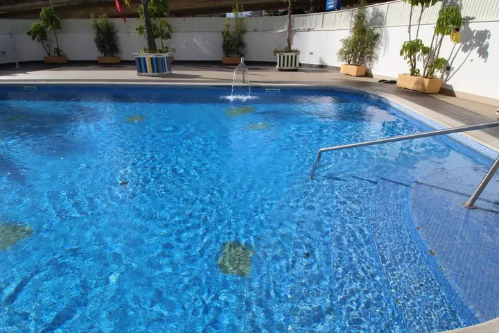Pool 10 of 13