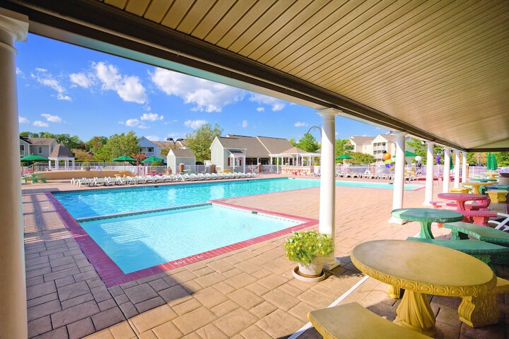 Pool 32 of 109