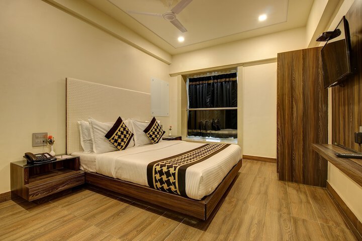 Room 7 of 36