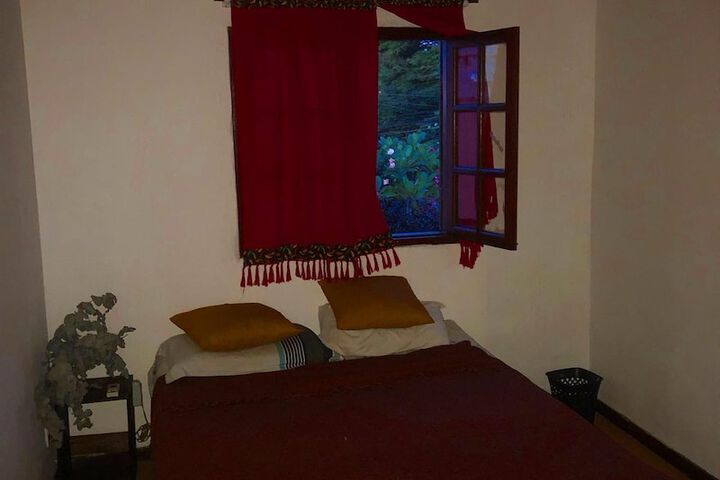 Room 3 of 7