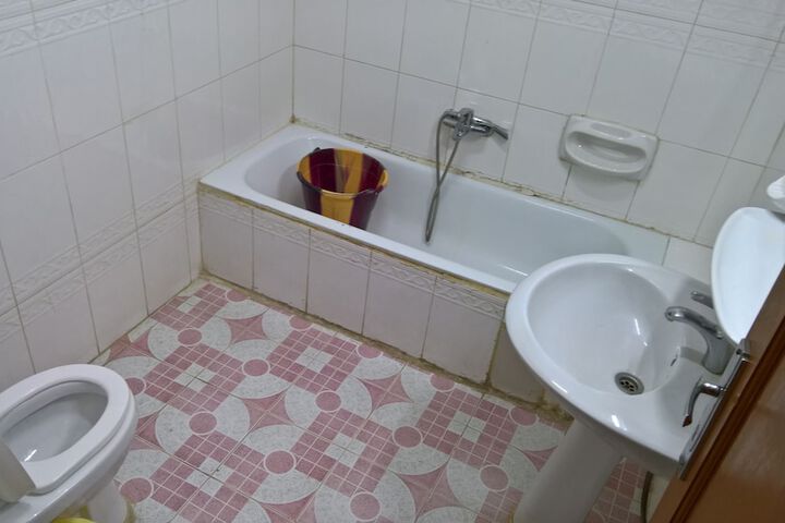 Room 48 of 67