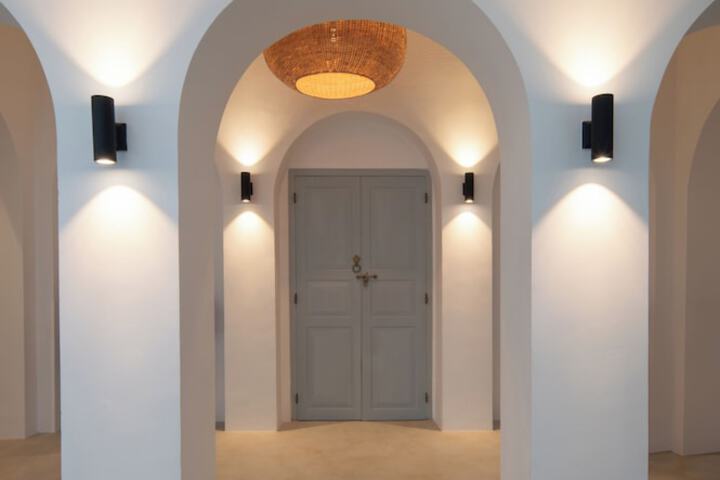 Ballroom/Hall 34 of 53