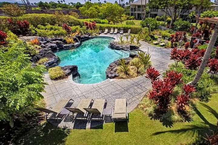 Pool 25 of 48