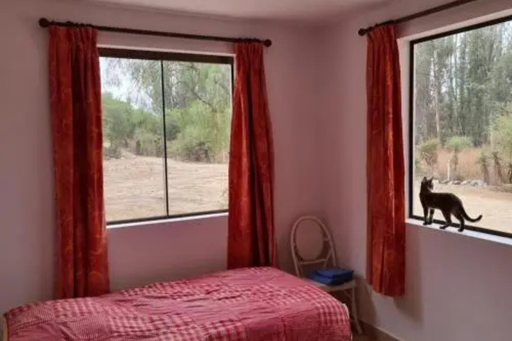 Room 2 of 12