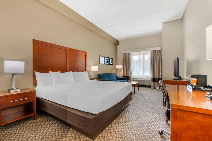 Room 15 of 37