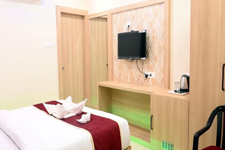 Room 19 of 77