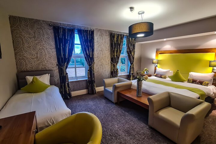Room 16 of 49