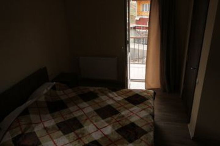 Room 16 of 31