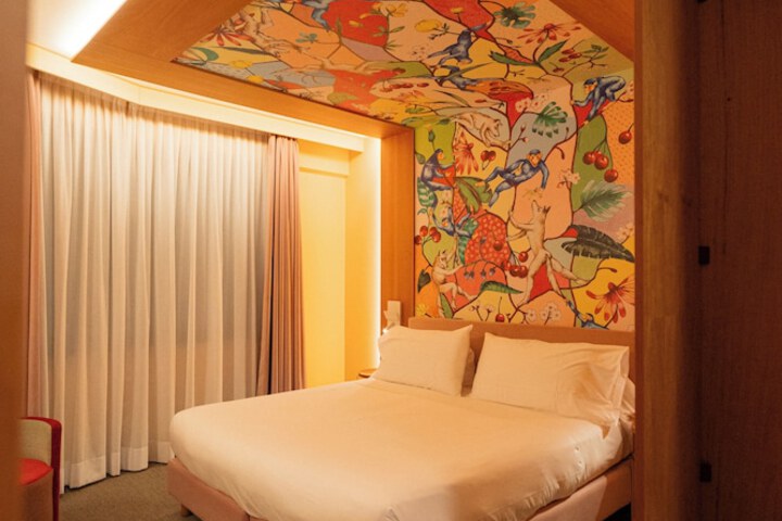 Room 39 of 153