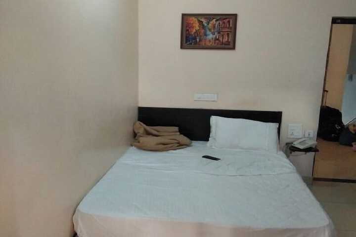 Manbhar Heavens Hotel