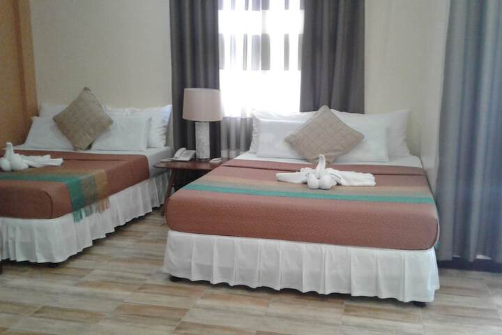 Room 17 of 38