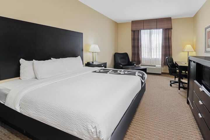 Room 16 of 31