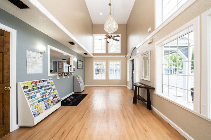 Hotel Interior 3 of 24