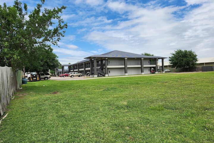 Property Grounds 22 of 24