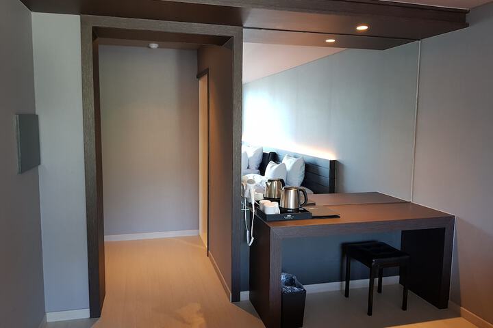 Room 14 of 69