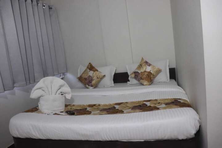 Room 15 of 23
