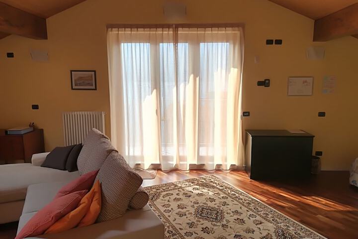 Room 9 of 117