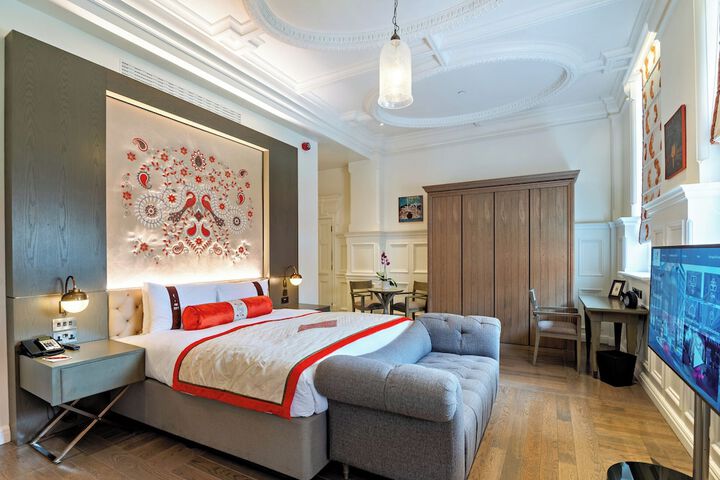 Room 25 of 115