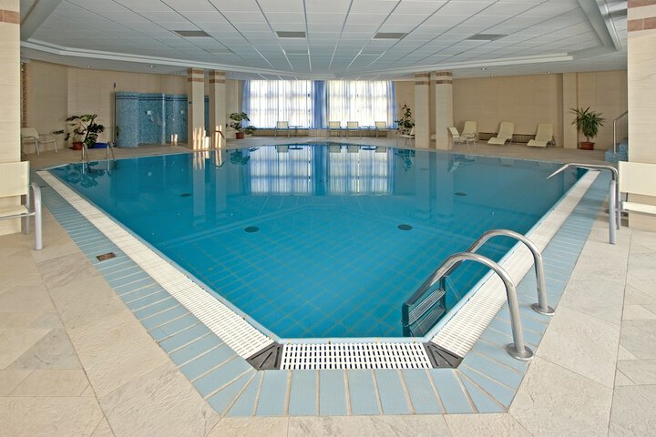Pool 43 of 74