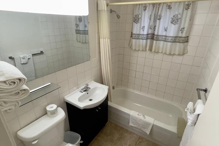 Room 21 of 31