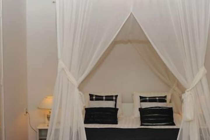 Room 5 of 46
