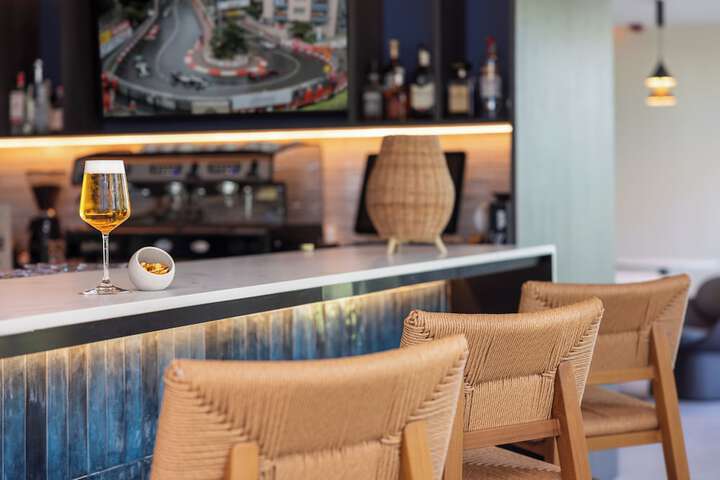 Lounge 150 of 174