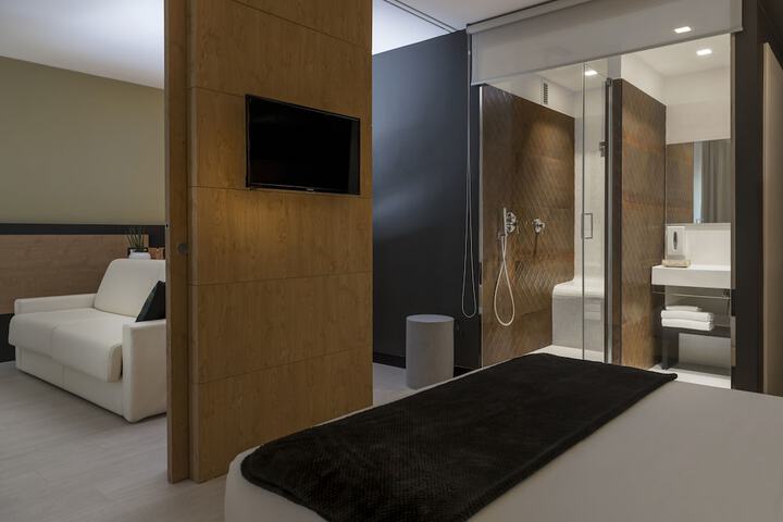 Room 25 of 125