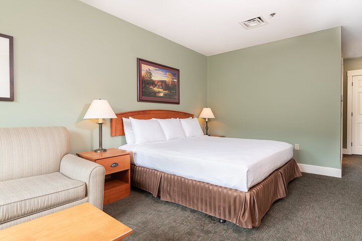 1 King Bed (9 of 22)