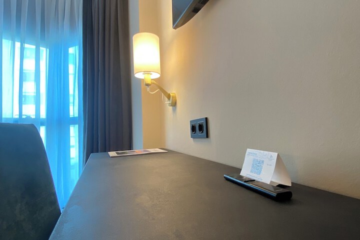Room 19 of 63