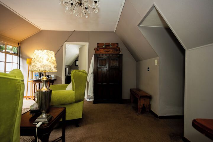 Room 15 of 84