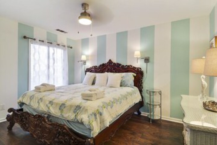 Room 21 of 22