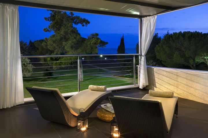 Terrace/Patio 113 of 121