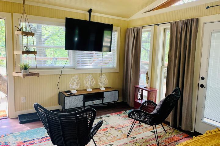 Room 33 of 88