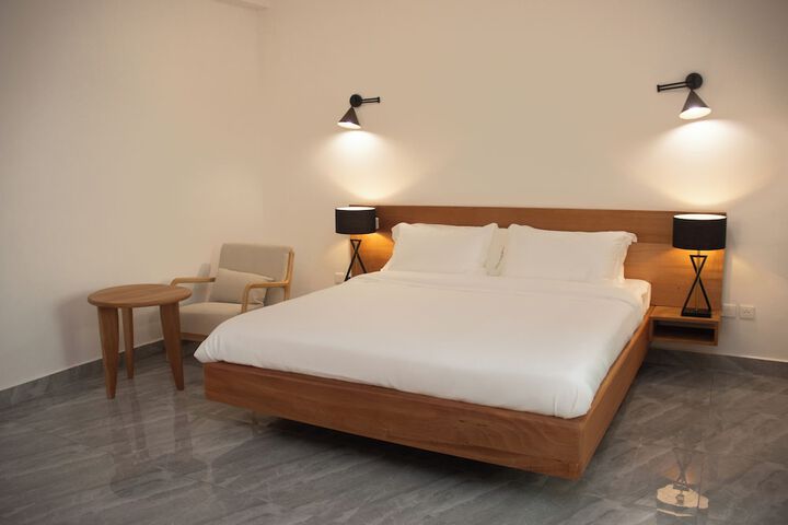 Room 28 of 56