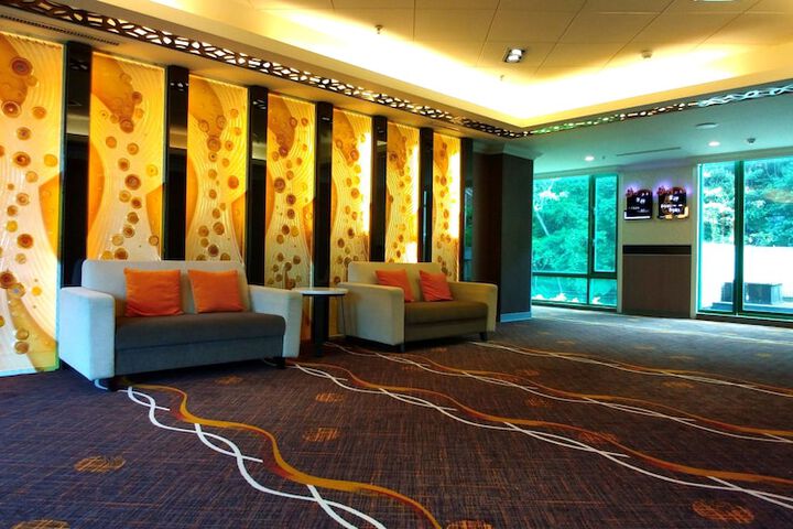 Ballroom/Hall 66 of 73