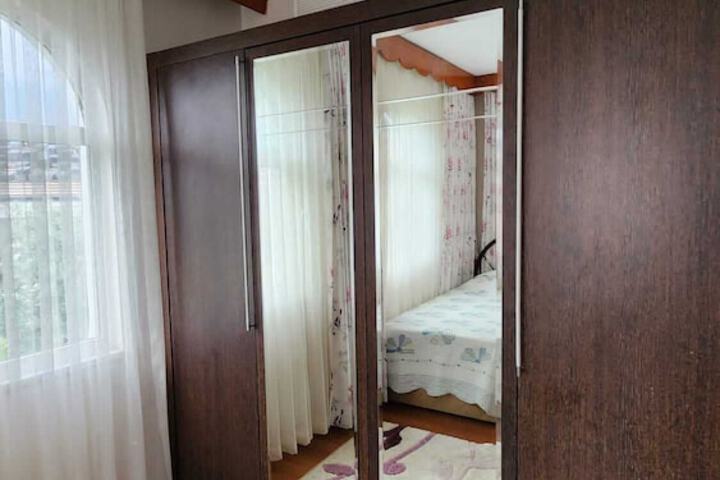 Room 11 of 51
