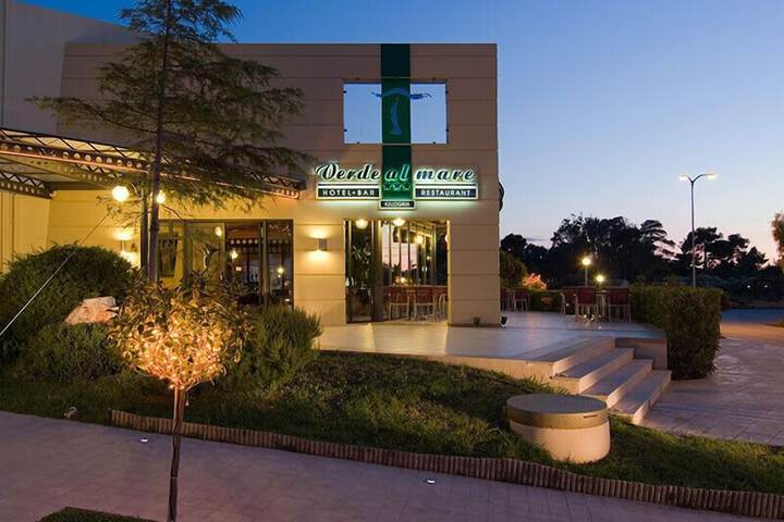 Hotel 58 of 64