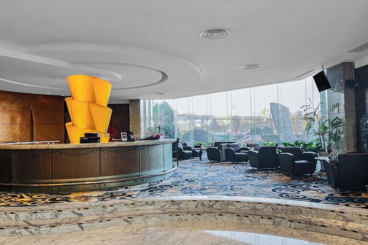 Lobby Photos