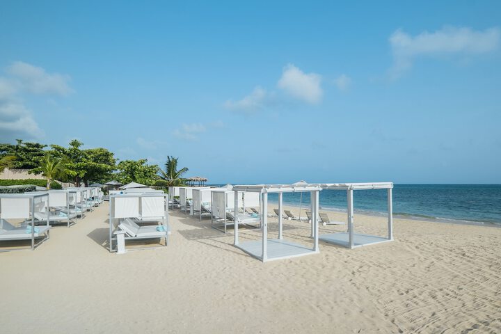 Beach 98 of 124