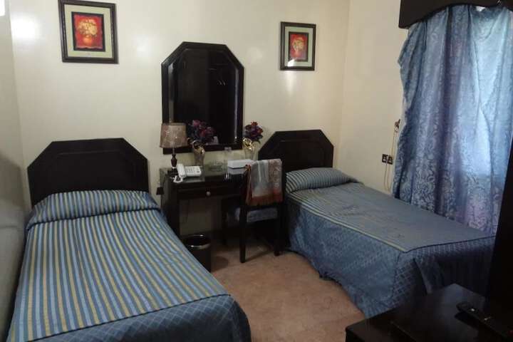 Room 5 of 20