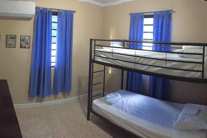 Room 3 of 40