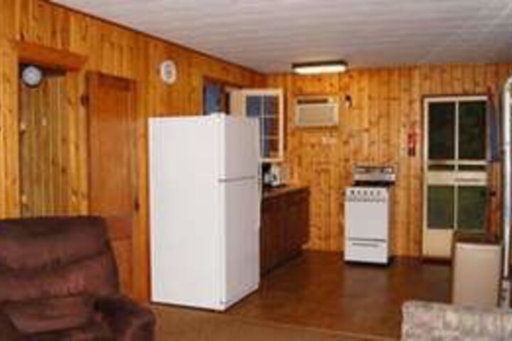 Room 32 of 47